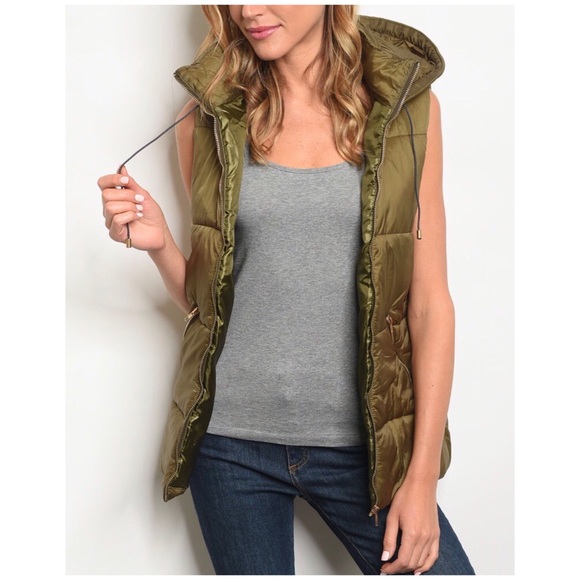 //SOLD OUT//OLIVE PUFFER VEST - Picture 3 of 4